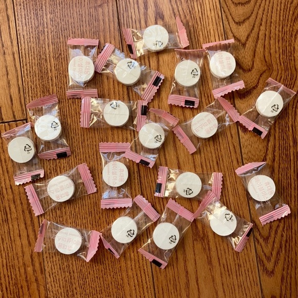 K-Beauty Compressed Facial Masks (19 Count) - Picture 3 of 3